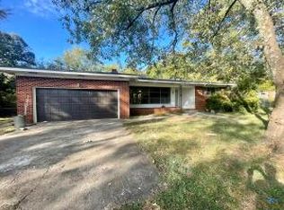 120 W 5th St, Plainview, AR 72857