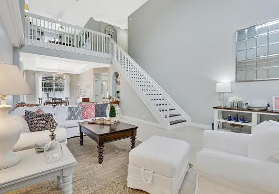 Home For Sale In Clocktower Hammock