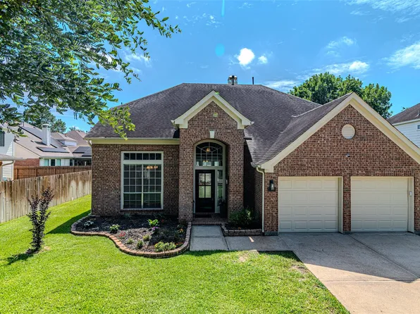 16210 Broken Timber Cir, Houston, TX 77095