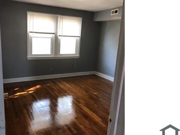 1925 Gallaudet St NE #1