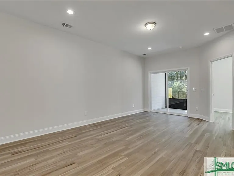 157 Lower Creek Dr #1 — Photo 8