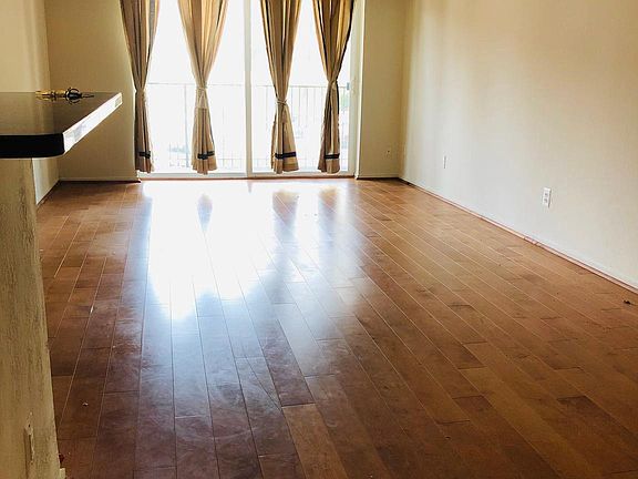 4th image of 60 S Van Dorn St APT 216
