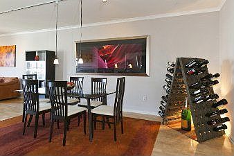 :: 600 Chestnut Street, #405