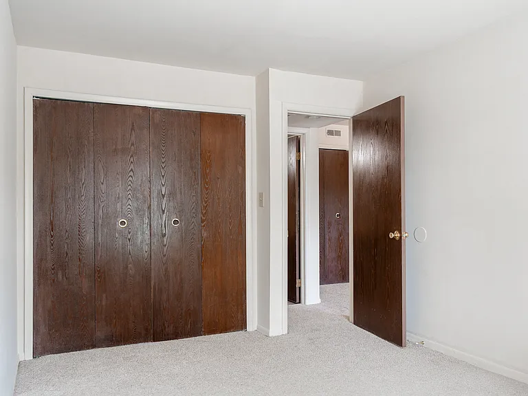 The Timbers Apartments — Photo 7