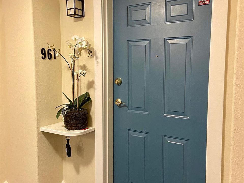 1st image of 961 Golden Aspen Pl
