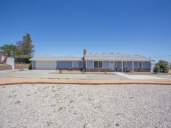 2nd image of 17888 Wisteria St