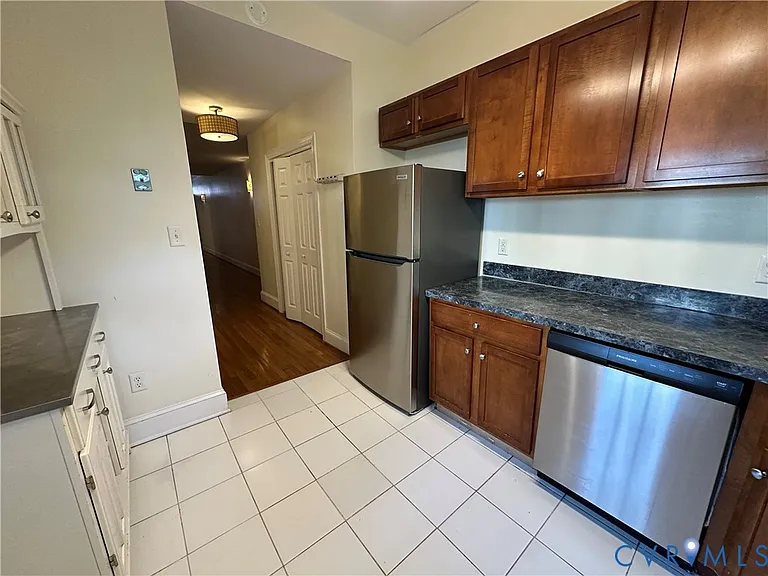 522 N 1st St — Photo 17
