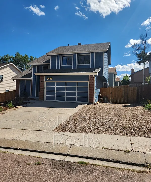 3483 Mountainside Dr