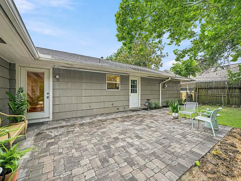 4614 Hummingbird St — Photo 35