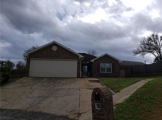 3303 Overlook Dr, Phenix City, AL 36867