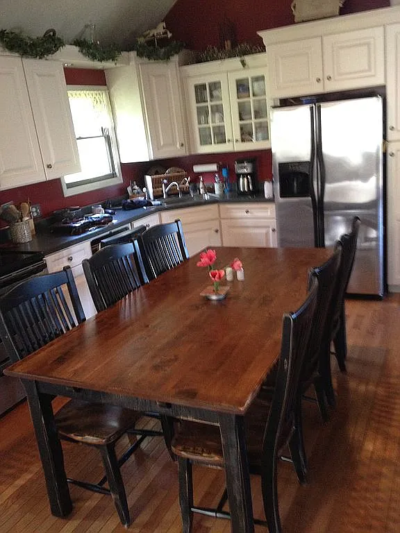 111 Pine Rd photo 1