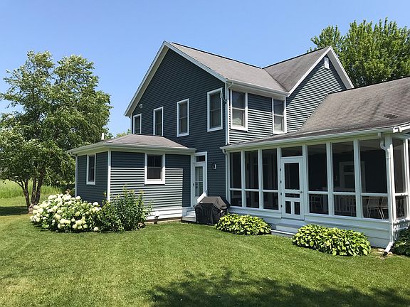 3rd image of 550 Bluestem Ln