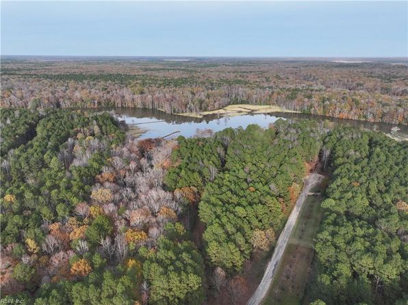 7 Morris Creek Cres, Charles City, VA 23030
