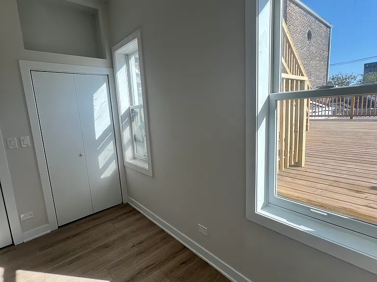 1531 W 18th St #2-C — Photo 9