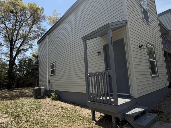 124 Hampton Dr #1, Crestview, FL 32539