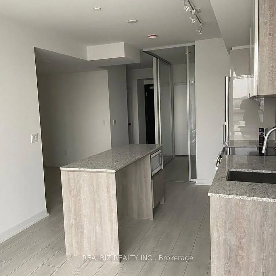 3 bed, $2,599 — Photo 4