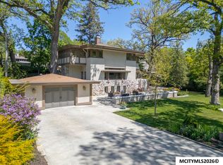 525 E State St, Mason City, IA 50401
