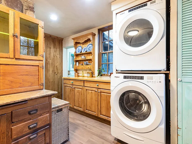 Laundry Room Cabinet