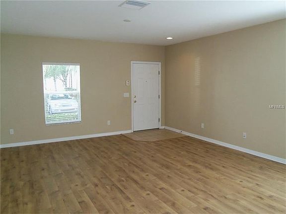 4th image of 15938 Fishhawk Creek Ln