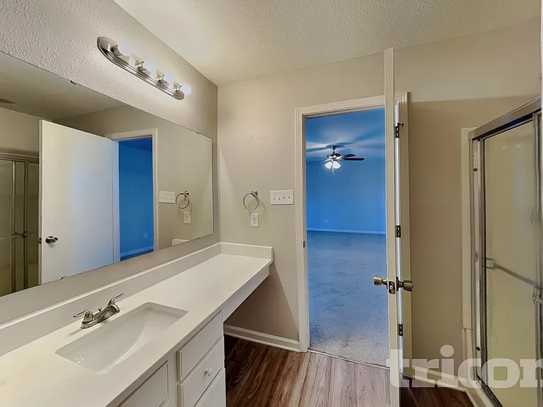 807 Chastain Ave — Photo 10