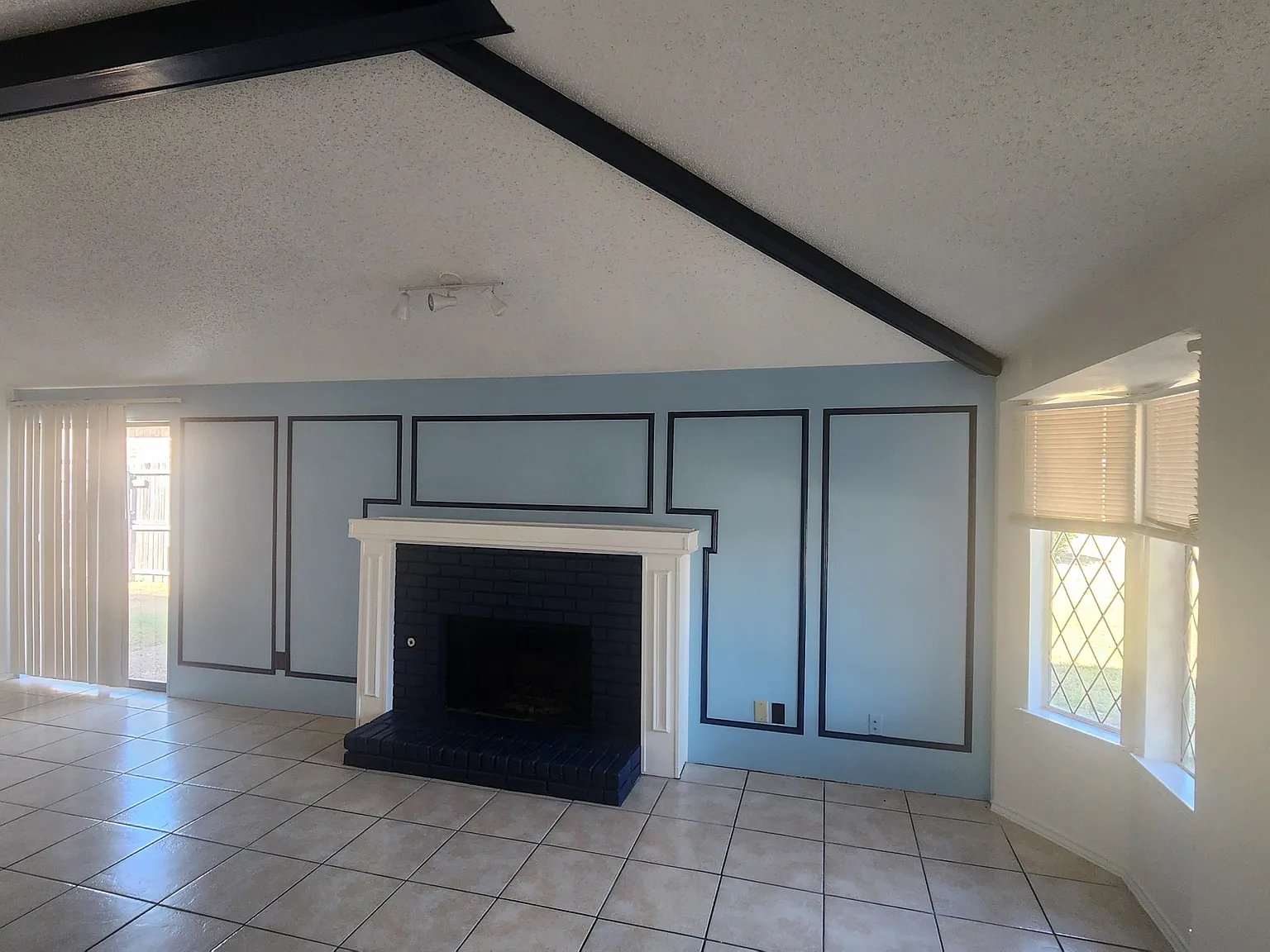 3203 Upshire Ct — Photo 3