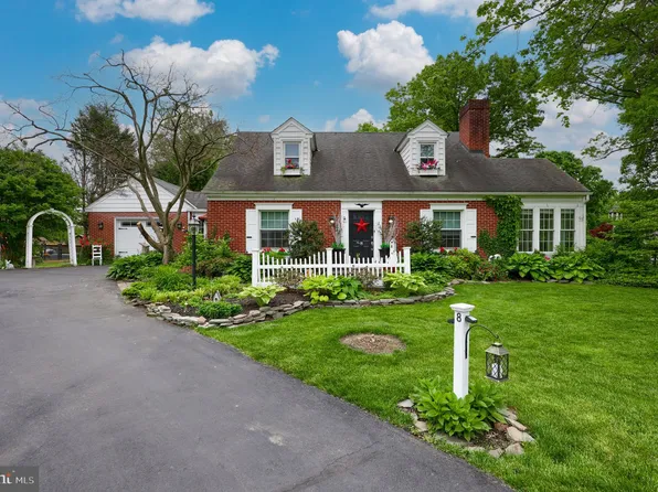 8 Conestoga Blvd, Lancaster, PA 17602