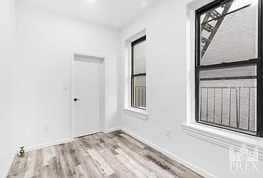 Rented by R New York