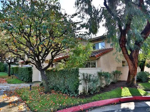 1048 Westward Ln, Costa Mesa, CA 92627