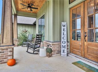 1930 Valley View Dr, Anderson, TX 77830