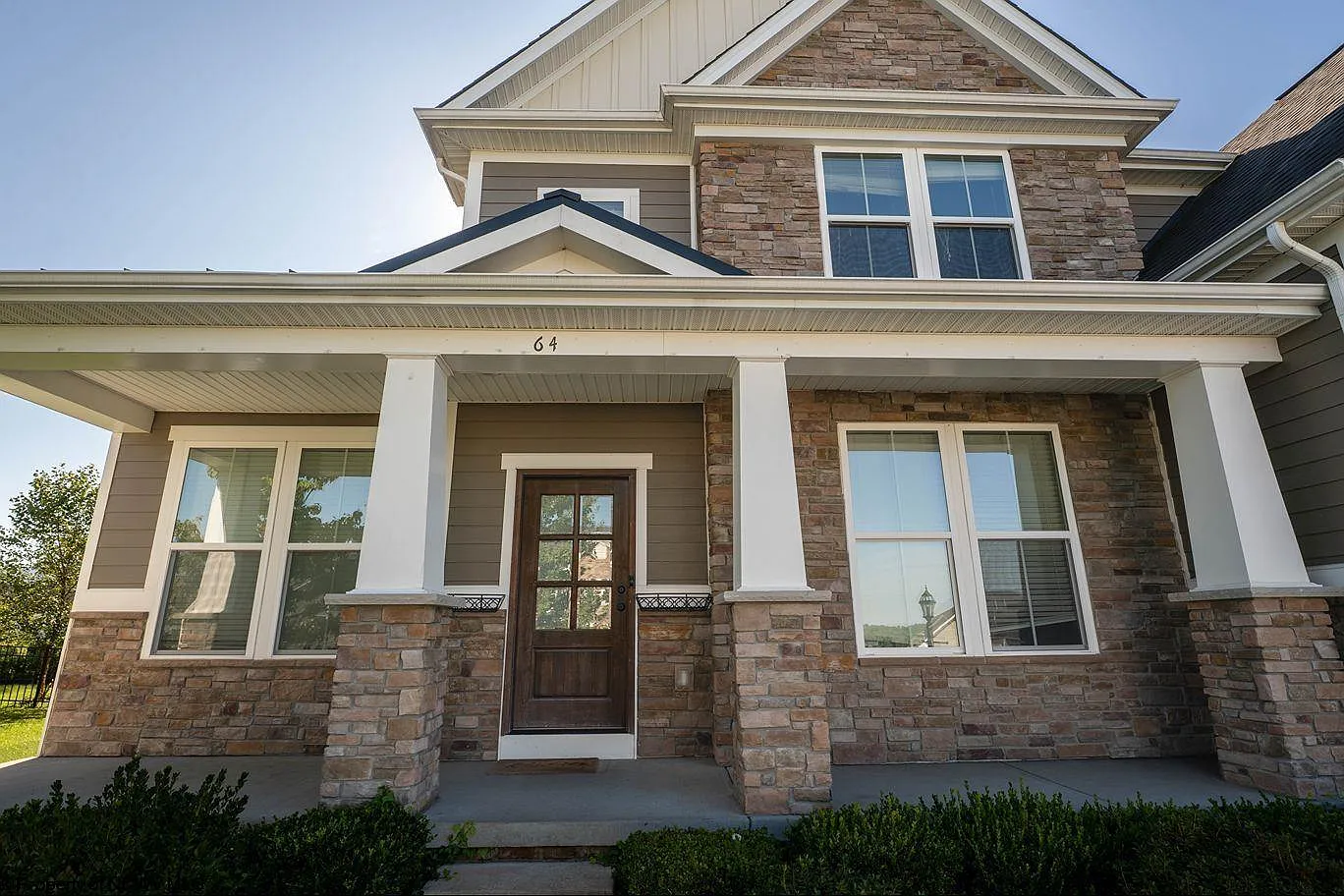 4 bed, 4.5 bath, $4,200 — Photo 2