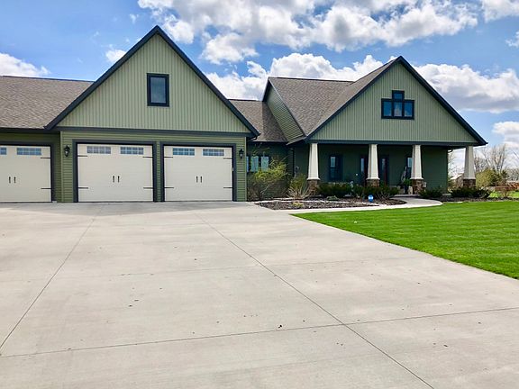 4th image of W8029 Lundeen Dr