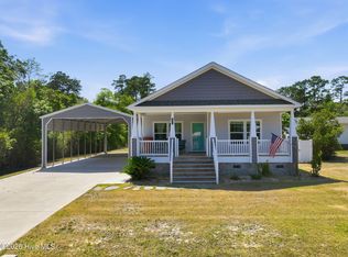 416 Ocean Spray Drive, Cedar Point, NC 28584