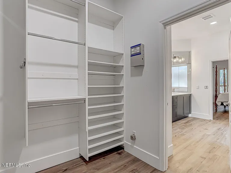 140 Oceans Edge Dr — Photo 44