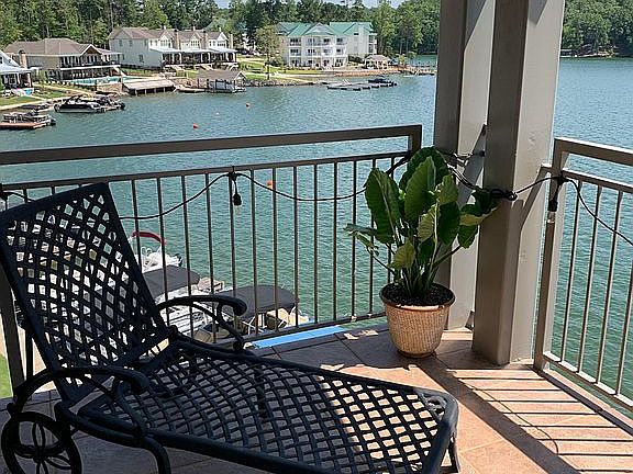 2nd image of 395 Sunset Point Dr Unit 403