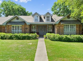 1512 E 2nd St, Pass Christian, MS 39571