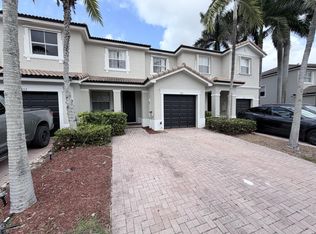 933 NE 42nd Ave, Homestead, FL 33033