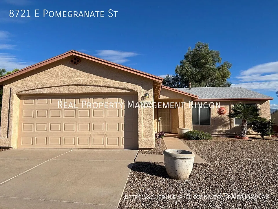 8721 E Pomegranate St