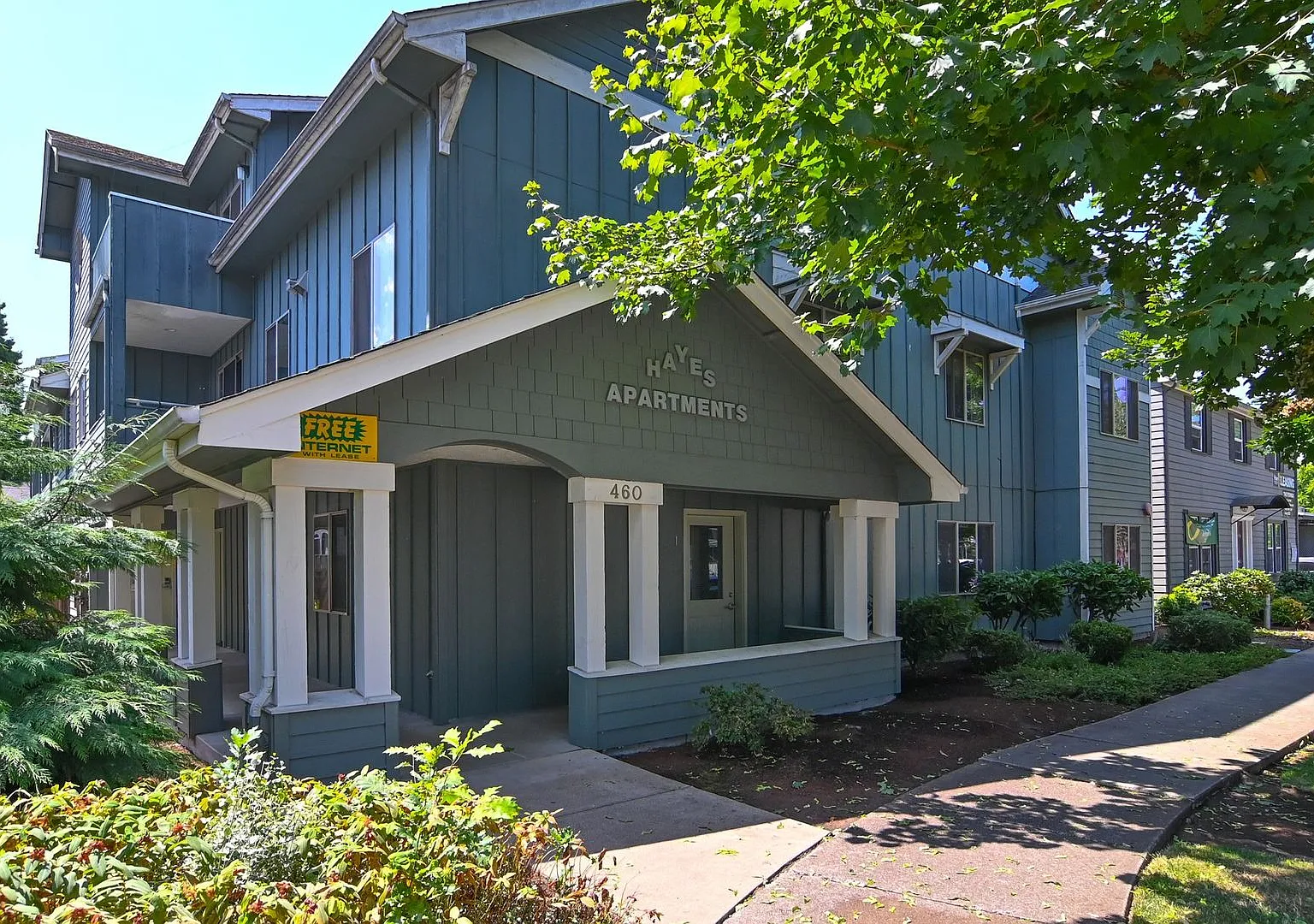 Hays Apartments — Photo 2