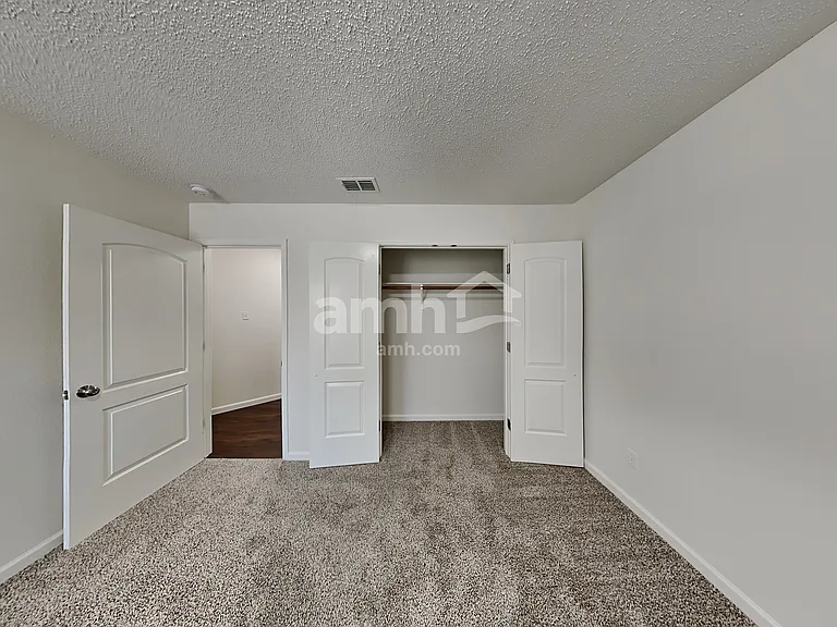 1475 Stewart Dr — Photo 15