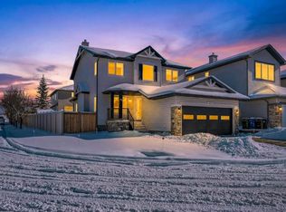 47 W Rockywood Park NW, Calgary, AB T3G 5S2