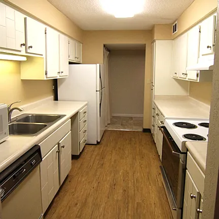 540 Berlin Dr — Photo 7