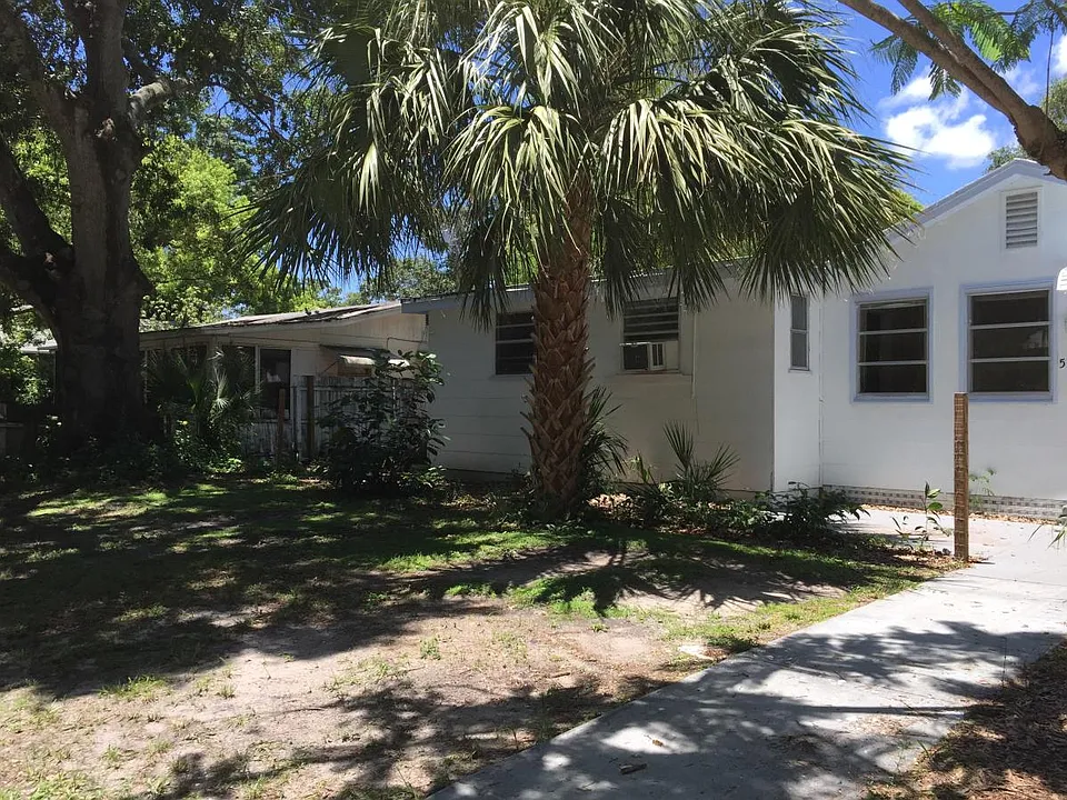5115 Pine Grove Ter S
