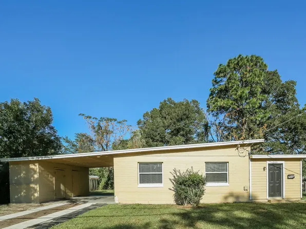 7103 King Arthur Rd N, Jacksonville, FL 32211