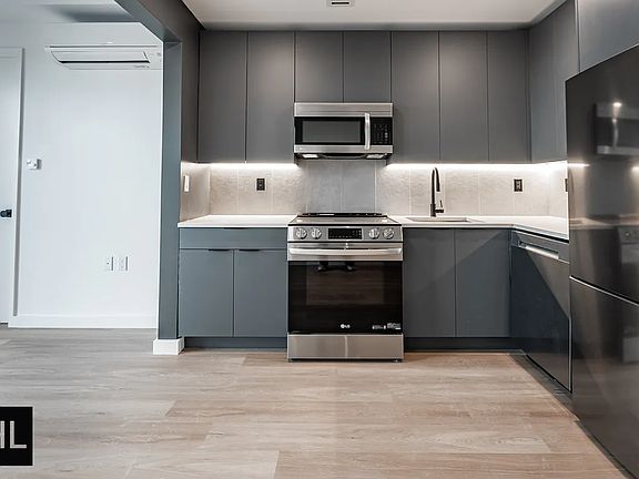 5th image of 931 Carroll St #1604