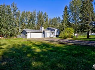 2638 Clydesdale Dr, North Pole, AK 99705