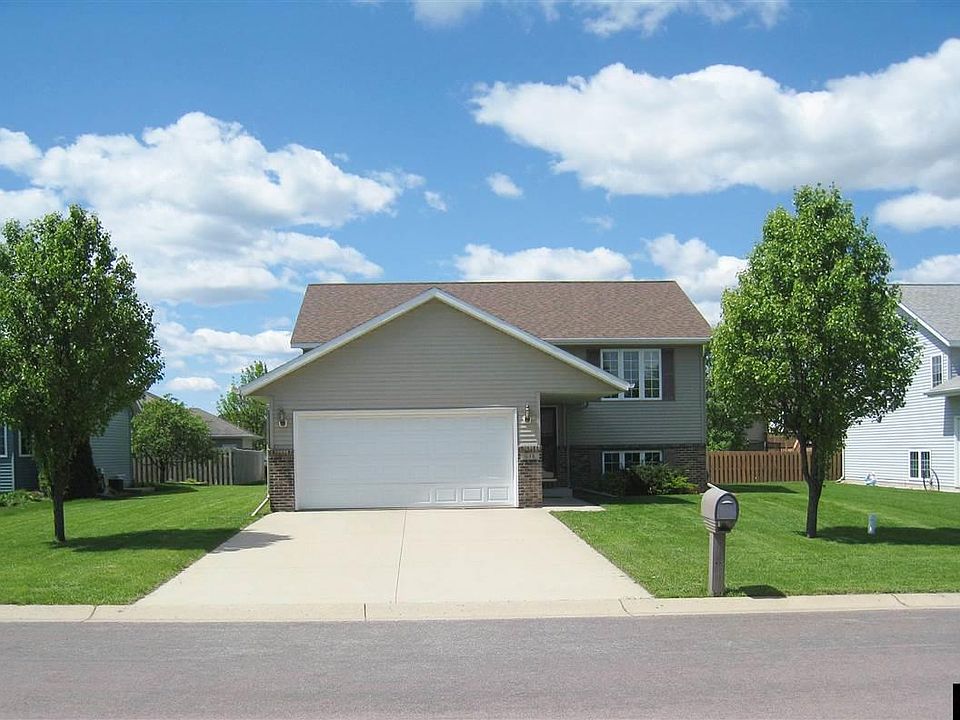 1st image of 644 Grayhawk Dr