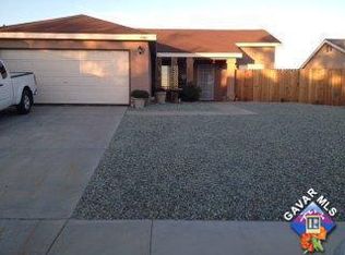 3748 United St, Rosamond, CA 93560