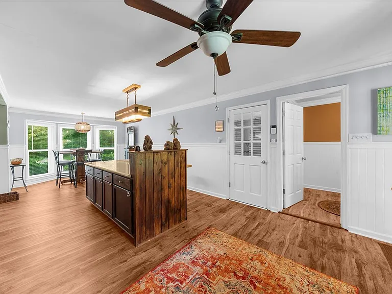 852 Benson Hurst Dr SW — Photo 33