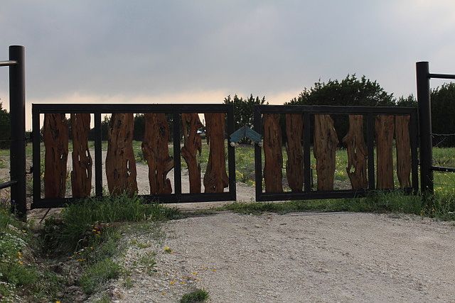 1st image of 18293 N Highway 183