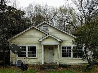 409 E 13th St, Hope, AR 71801